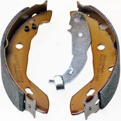 DENCKERMANN B120174 Brake Shoe Set