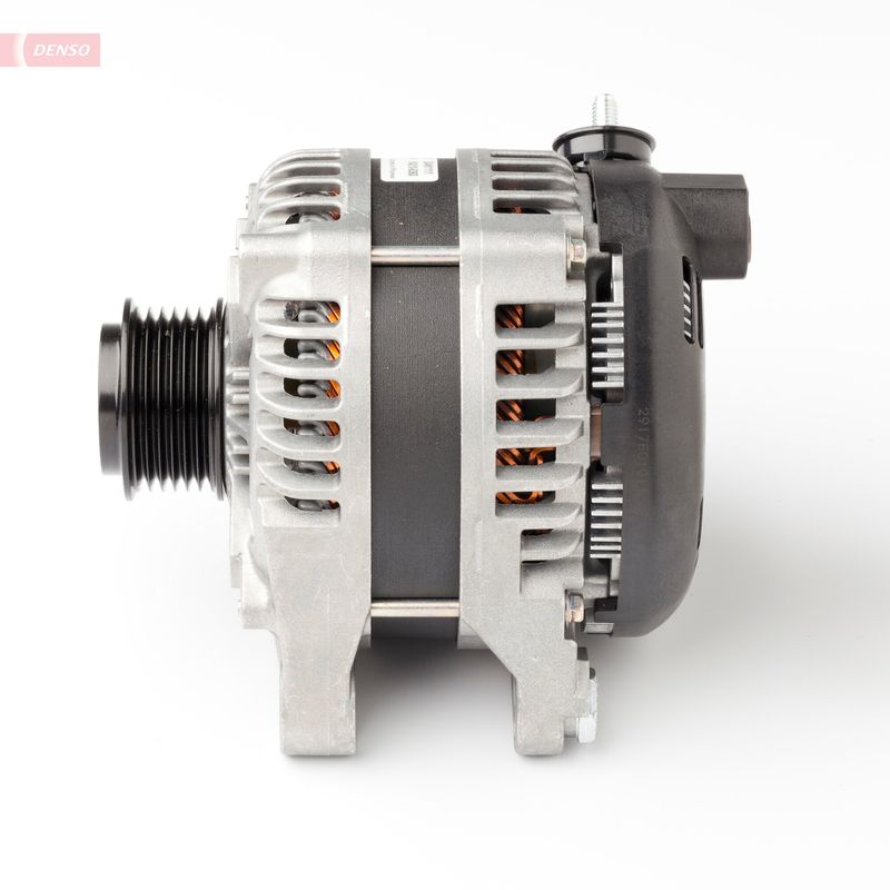 DENSO DAN1111 Alternator