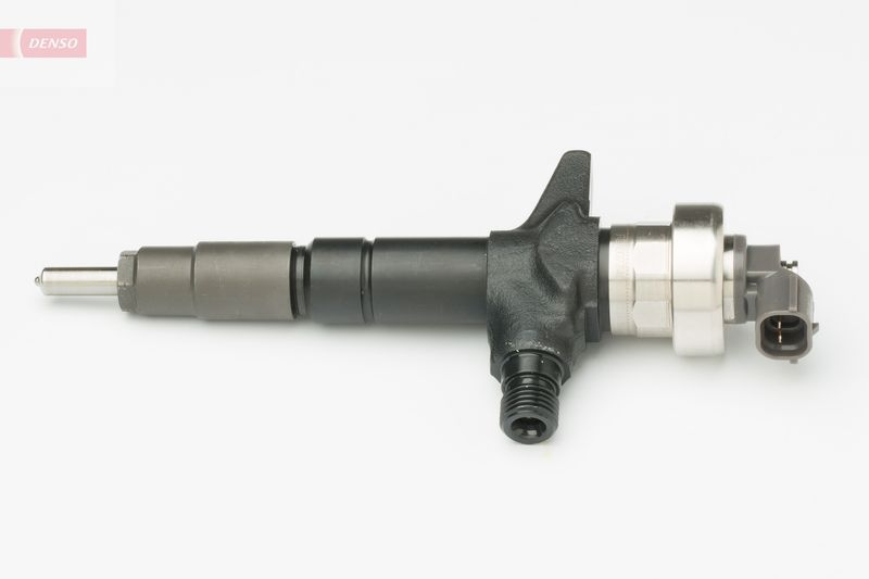 DENSO DCRI108030 Injector Nozzle