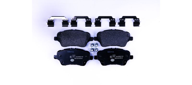 HELLA 8DB 355 020-621 Brake Pad Set, disc brake