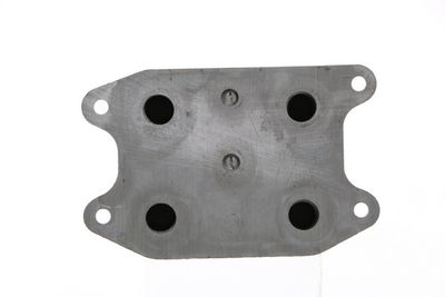 Oil Cooler, engine oil MAHLE CLC 140 000S