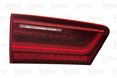 Tail Light Assembly VALEO 047024