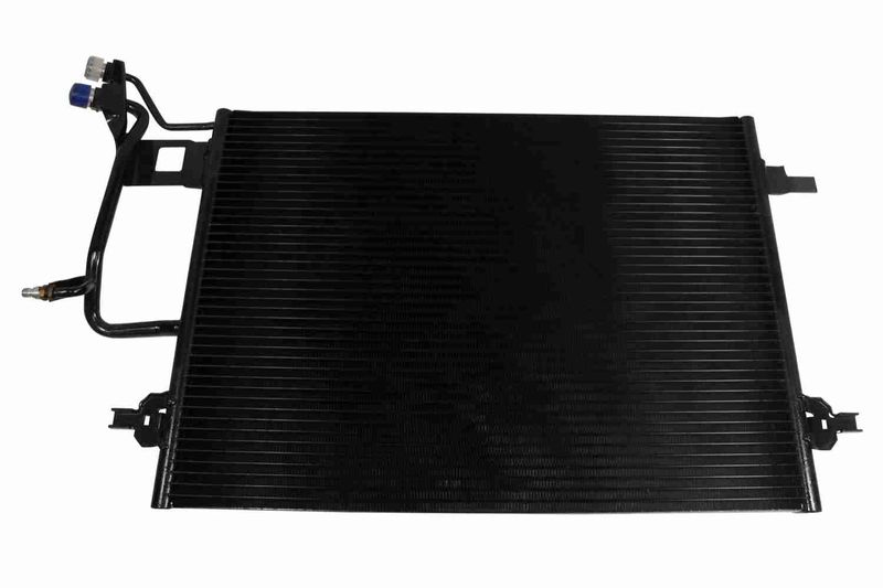 VEMO V15-62-1026 Condenser, air conditioning