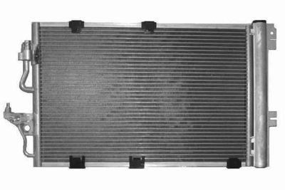 Condenser, air conditioning VEMO V40-62-0015